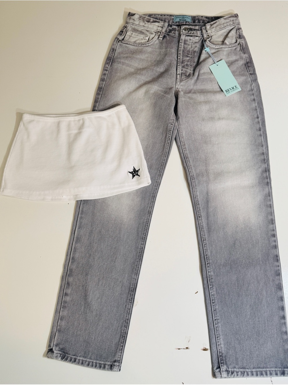 REVICE - JEANS AND MINI SKIRT
RETAIL 180.00